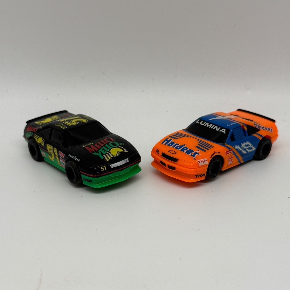 Vintage Tyco Hardee's #18 Mello Yello #51 Days of Thunder NASCAR Slot Cars Chevy